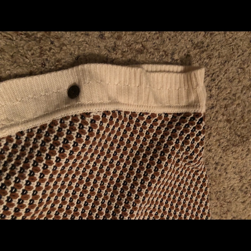 Tablbots chunky knit poncho-Fall-Winter - Picture 3 of 4